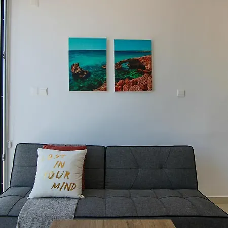 Phaedrus Living - Seaside Luxury Flat Harbour 103 דירה *